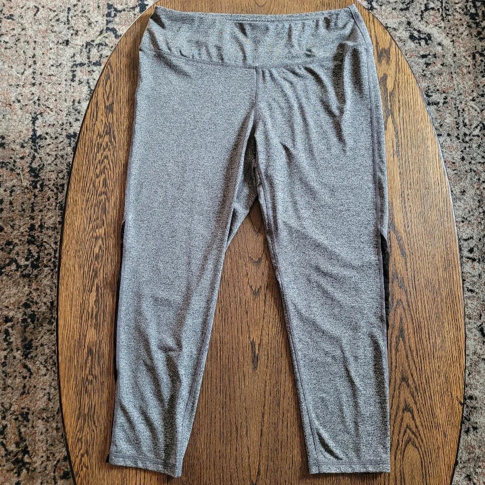 Pro Player Gray Black Wicking Body Mesh Activewear Capri Leggings Size Women's L